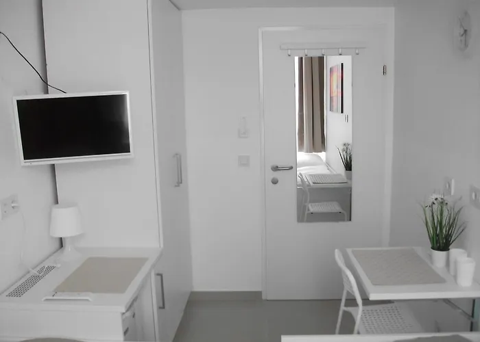 Hotel Ch-vienna 3*